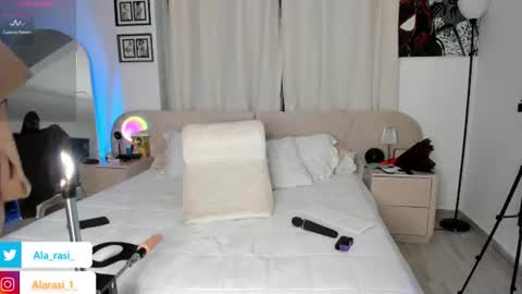 Snapshot of iamalarasi chatting on 07-09-26, 09:52 Alarasi online show from 07-09-26, 09:52