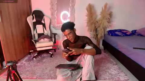 Snapshot of iamandrey_ chatting on 06-15-26, 11:07 iamandrey_ online show from 06-15-26, 11:07
