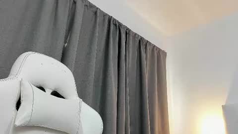 Snapshot of iamcharlotte19 chatting on 06-22-26, 12:24 Charlotte online show from 06-22-26, 12:24