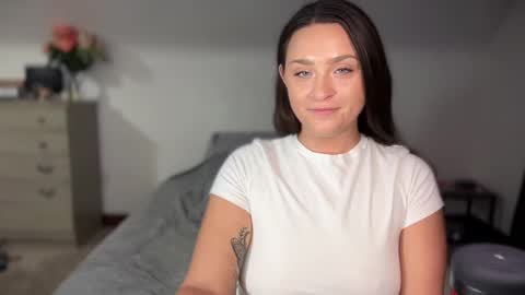 Crystal online show from 09-17-25, 03:08