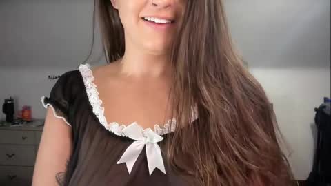 Crystal online show from 11-23-25, 05:40