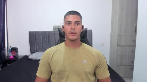 Dylan  independent model  online show from 01-07-26, 10:01