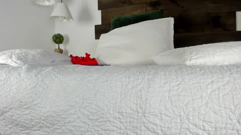 Snapshot of iamgabriela_ chatting on 01-07-25, 01:03 Gabriela online show from 01-07-25, 01:03