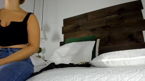 Snapshot of iamgabriela_ chatting on 01-17-25, 12:21 Gabriela online show from 01-17-25, 12:21