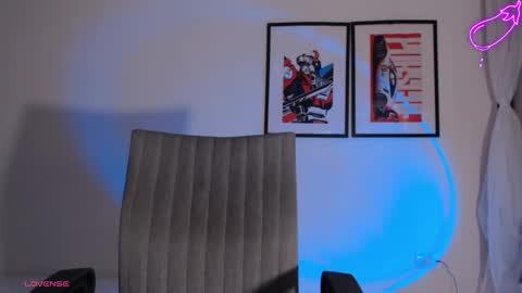  INDEPENDENT MODEL online show from 10-25-25, 02:08