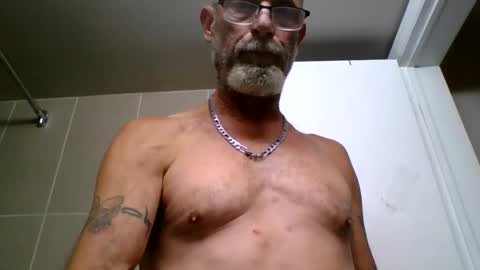 Snapshot of iamgoat_69 chatting on 10-20-25, 12:16 Goat Lulu Elektra online show from 10-20-25, 12:16