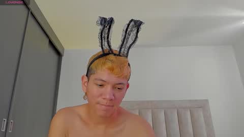 Juliiiiian online show from 11-18-25, 12:20