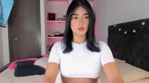 Snapshot of iamjulietaa chatting on 12-16-24, 04:02 online show from 12-16-24, 04:02