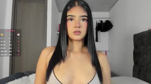 Snapshot of iamjulietaa chatting on 10-14-25, 07:25 online show from 10-14-25, 07:25