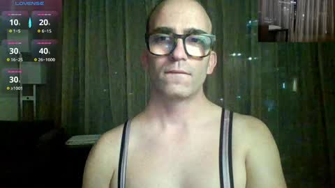 Snapshot of iamlistening chatting on 09-24-25, 03:10 sissy slut online show from 09-24-25, 03:10