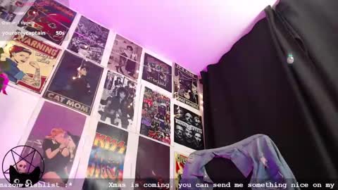 Snapshot of iammari_ chatting on 12-10-24, 05:17 Mari online show from 12-10-24, 05:17