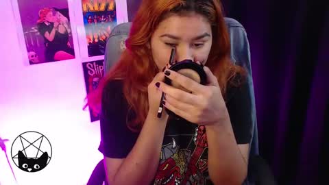 Snapshot of iammari_ chatting on 01-09-25, 12:03 Mari online show from 01-09-25, 12:03