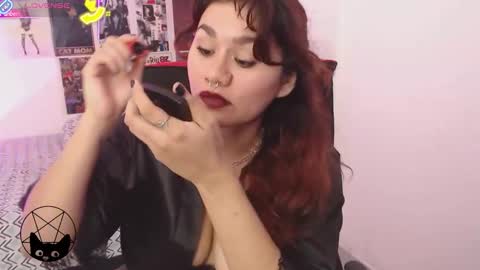 Snapshot of iammari_ chatting on 10-12-25, 06:12 Mari online show from 10-12-25, 06:12