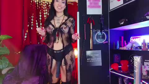 Snapshot of iammistressk chatting on 03-05-25, 02:34 Mistress K online show from 03-05-25, 02:34