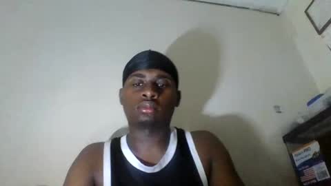 iamryan995442 online show from 05-10-26, 06:02