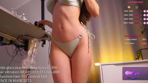 Snapshot of iamsavagegirl chatting on 02-01-25, 07:44 Yana online show from 02-01-25, 07:44