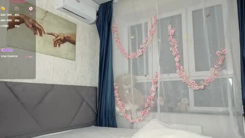 Stella foot size 41 height 175 online show from 04-29-26, 05:30