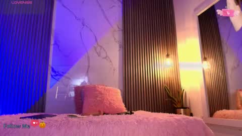 V I C T O R I A online show from 11-03-25, 07:48