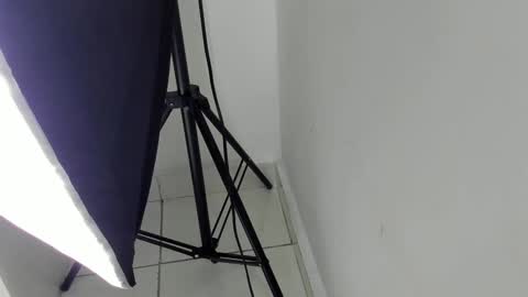 IAN CASTILLO online show from 02-17-25, 11:02