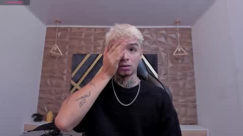 IAN CASTILLO online show from 02-06-26, 11:24