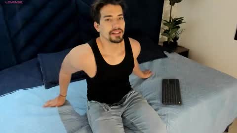 Ian Davis online show from 09-21-25, 11:45