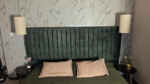 Ian Davis online show from 10-19-25, 11:55