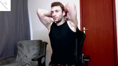 Snapshot of ianandersson27 chatting on 02-18-25, 06:04 Ian Andersson online show from 02-18-25, 06:04