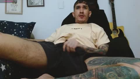 Snapshot of iandoherty chatting on 10-24-25, 08:00 Ian Doherty online show from 10-24-25, 08:00