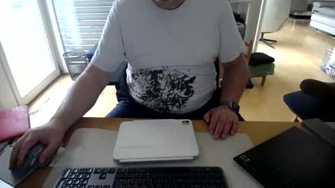 iandy12 online show from 02-05-26, 10:53