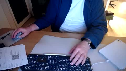 iandy12 online show from 02-07-26, 08:45