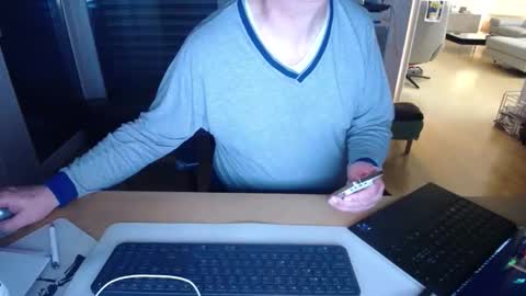 iandy12 online show from 04-08-26, 10:43