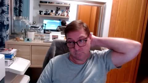 iangay13 online show from 12-21-25, 08:05