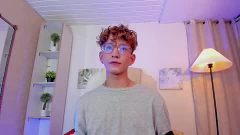 Snapshot of iangel_ chatting on 12-02-25, 03:45 ian online show from 12-02-25, 03:45