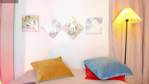 Snapshot of iangel_ chatting on 12-14-25, 05:24 ian online show from 12-14-25, 05:24