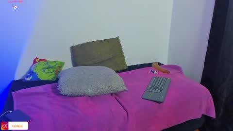 Snapshot of ianlark chatting on 07-03-26, 11:55 Ian Lark online show from 07-03-26, 11:55
