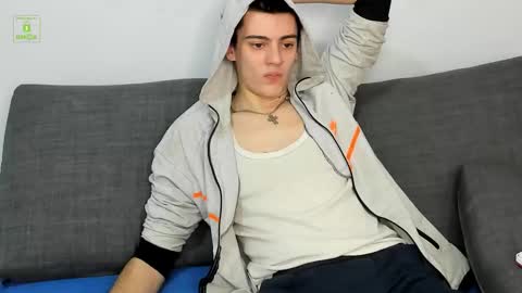 Snapshot of iann_martinez chatting on 01-13-26, 06:29 Ian Martinez online show from 01-13-26, 06:29