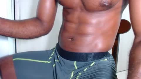 Snapshot of ianrashatxxx chatting on 02-08-25, 12:28 Ian Rashad online show from 02-08-25, 12:28