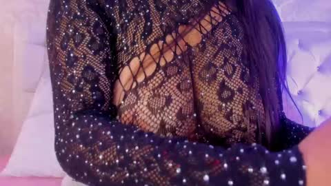 Snapshot of iara_smith_ chatting on 09-15-25, 12:27 iara smith online show from 09-15-25, 12:27