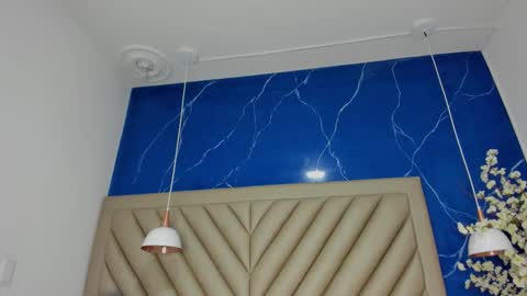 ibbie_ online show from 12-20-25, 12:01