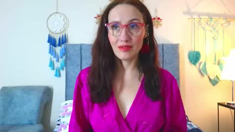 Iberian Moon online show from 11-28-25, 05:59