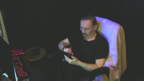 Rich online show from 02-25-25, 09:31