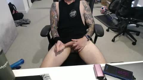 Snapshot of ic987 chatting on 04-04-26, 02:10 ic987 online show from 04-04-26, 02:10