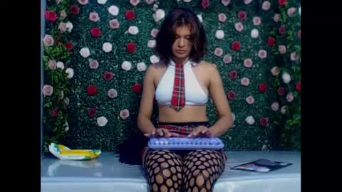 Snapshot of ice_199 chatting on 10-23-25, 01:38 ice_199 online show from 10-23-25, 01:38