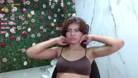 Snapshot of ice_199 chatting on 11-22-25, 02:10 ice_199 online show from 11-22-25, 02:10