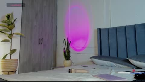 Crystall online show from 10-05-25, 05:28