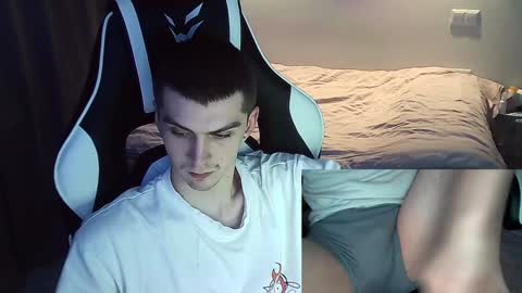 MAX online show from 01-19-25, 06:32