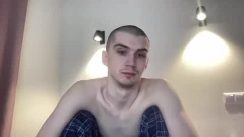 MAX online show from 01-31-25, 06:14