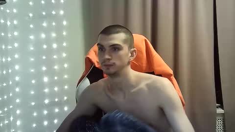 MAX online show from 02-09-25, 05:11