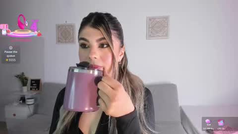 ice_y_abigail online show from 12-03-25, 12:14