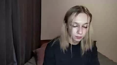 Jade online show from 11-25-25, 01:55